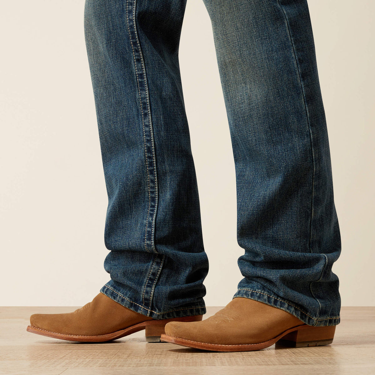 Ariat Signature | M4 Relaxed Boundary Boot Cut Jeans