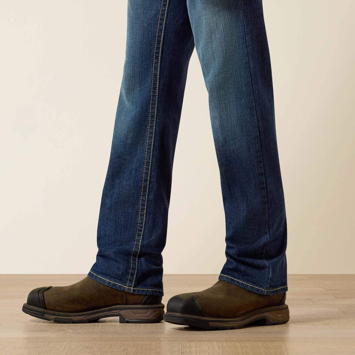 Ariat Recommended | FR M5 Straight DuraStretch Truckee Straight Leg Jean