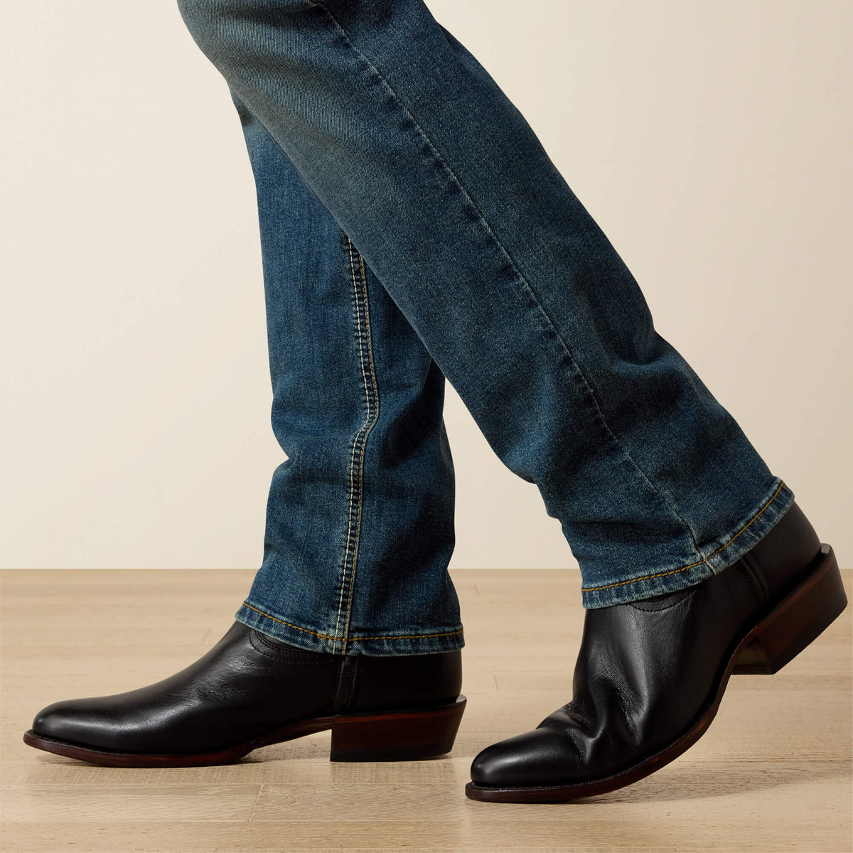 Ariat New | M8 Modern Sebastian Slim Straight Leg Jeans