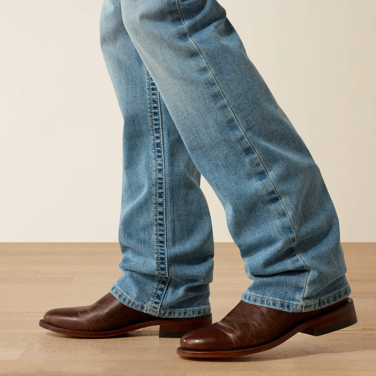 Ariat Signature | M4 Relaxed Gus Boot Cut Jeans
