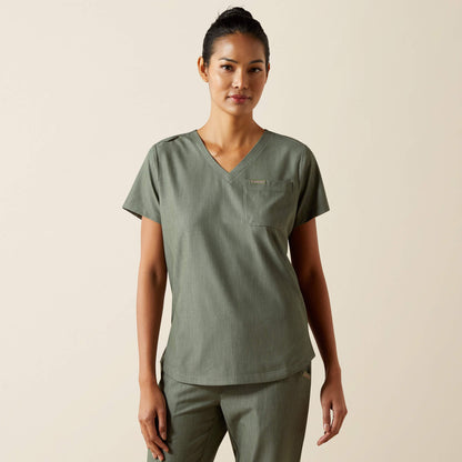Ariat Trusted | Beth Basic Scrub Top