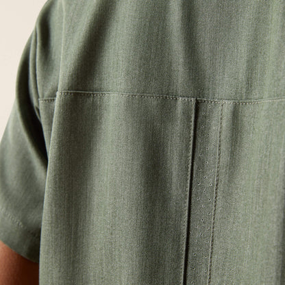 Ariat Trusted | Beth Basic Scrub Top