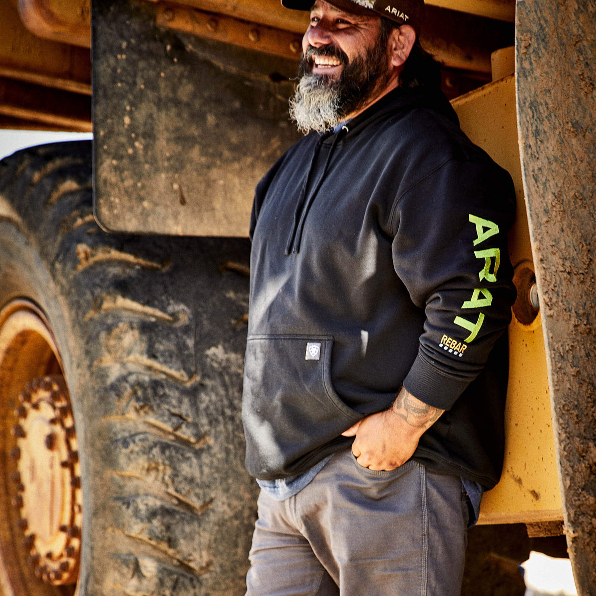 Ariat Trusted | Rebar Workman Graphic Hoodie