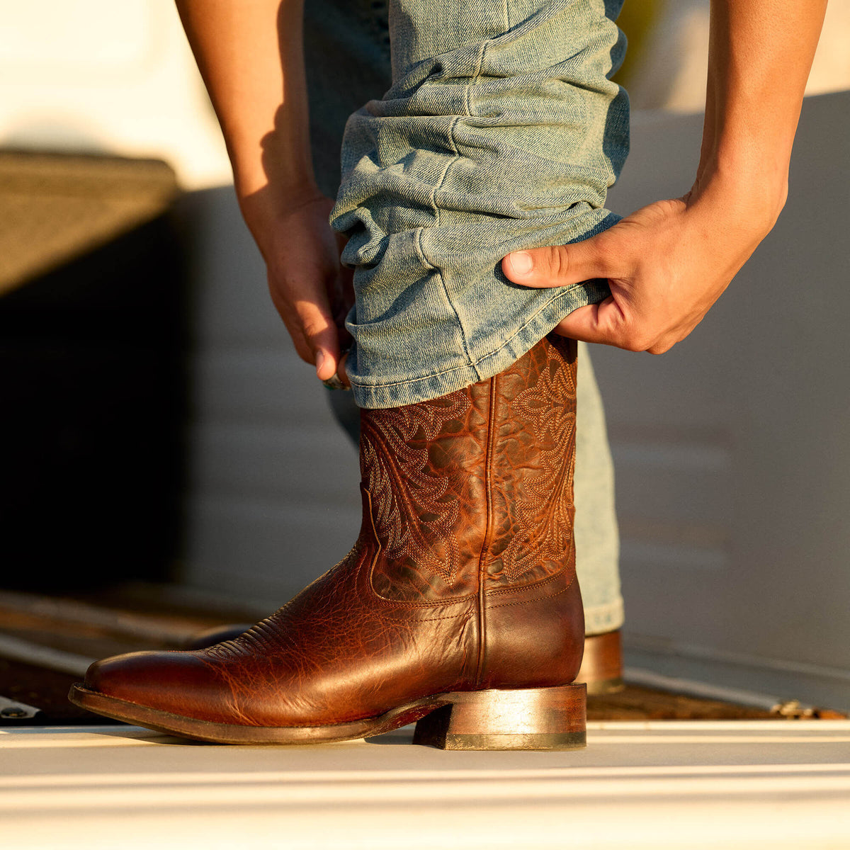 Ariat Great Value | Bench Made Bassett Cowboy Boot