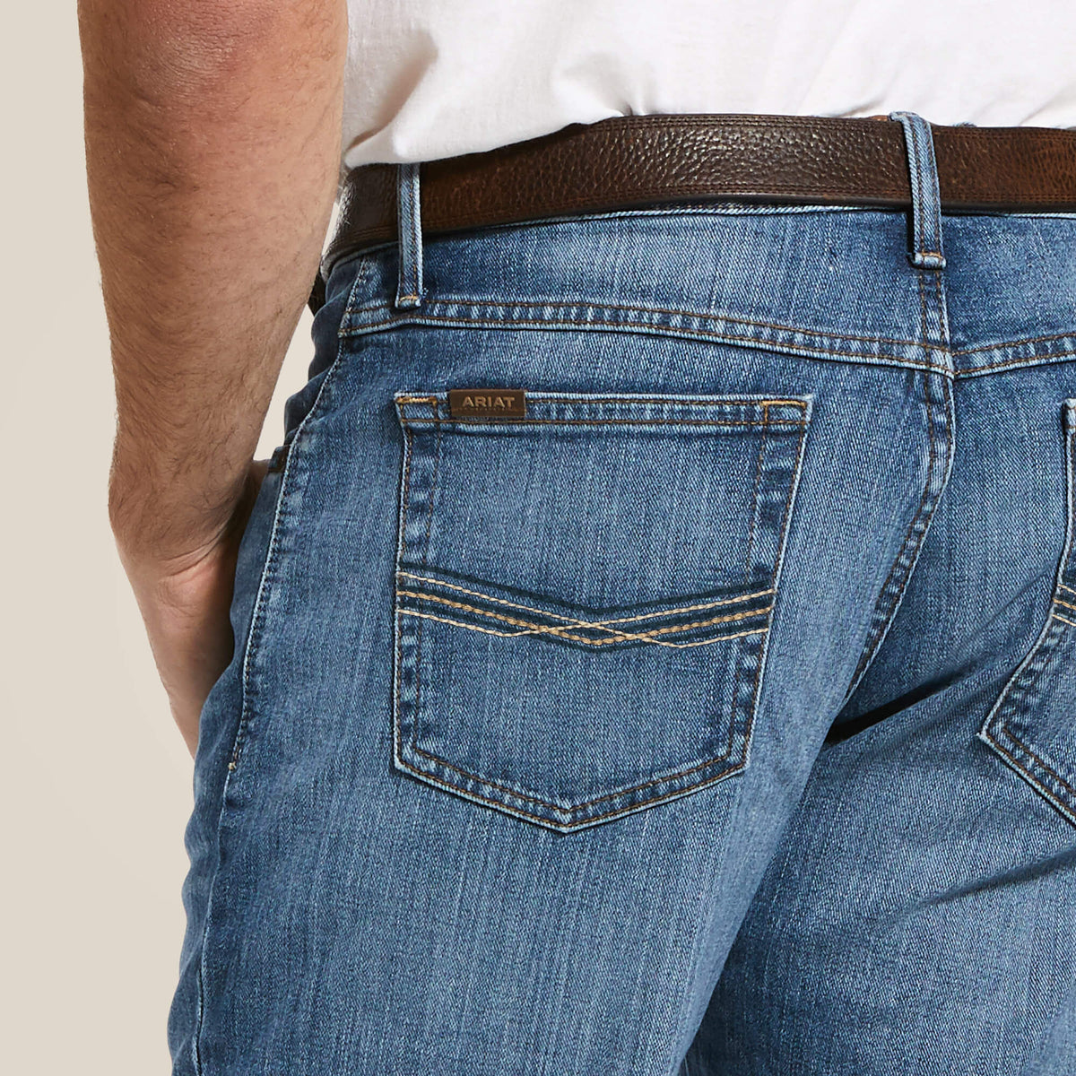 Ariat Essential | M2 Relaxed Stretch Legacy Boot Cut Jean