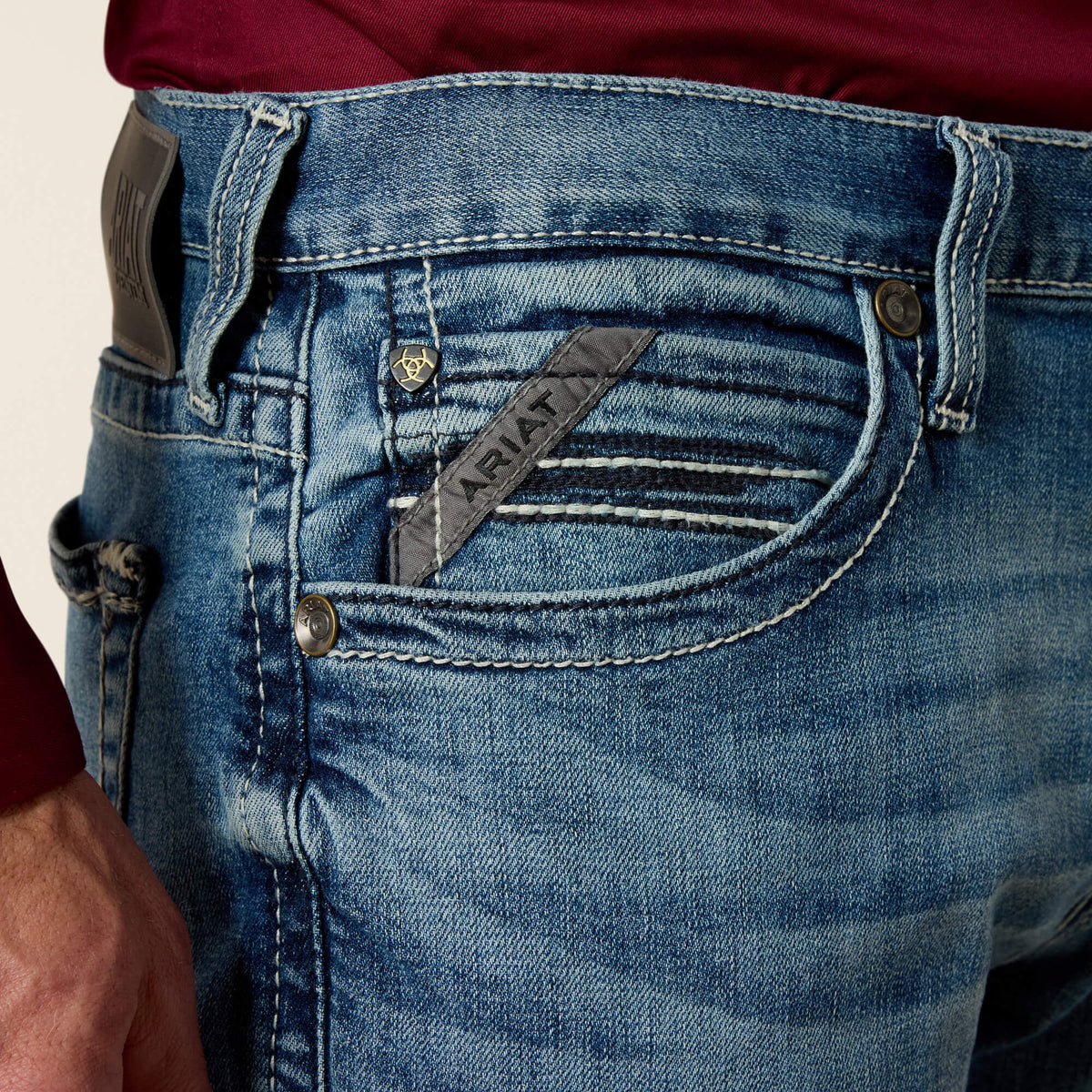 Ariat Classic | M7 Slim Wessley Straight Jean