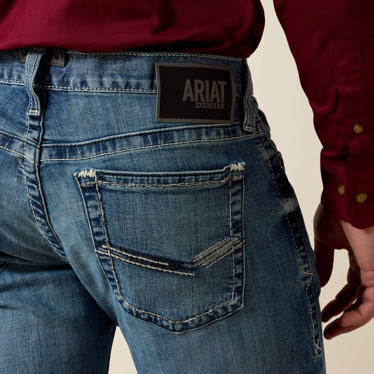 Ariat Classic | M7 Slim Wessley Straight Jean