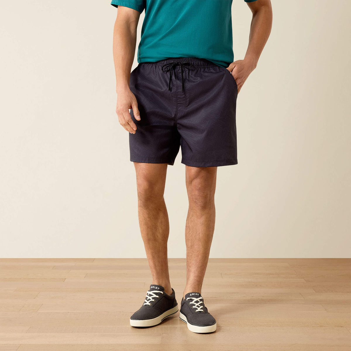 Ariat Popular | The Weekender 6" Shorts