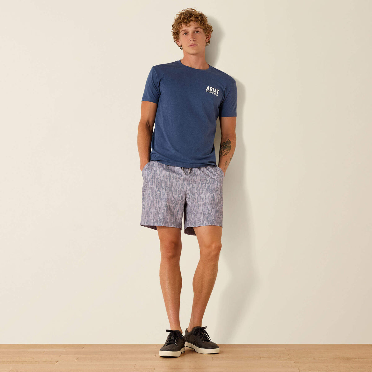 Ariat Deals | Ariat Outline Shop T-Shirt
