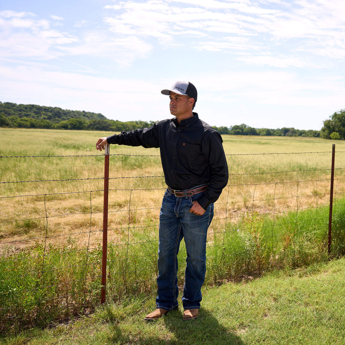 Ariat Value | Solid Twill Classic Fit Shirt