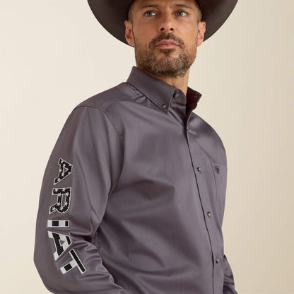 Ariat Popular | Team Logo Twill Classic Fit Shirt