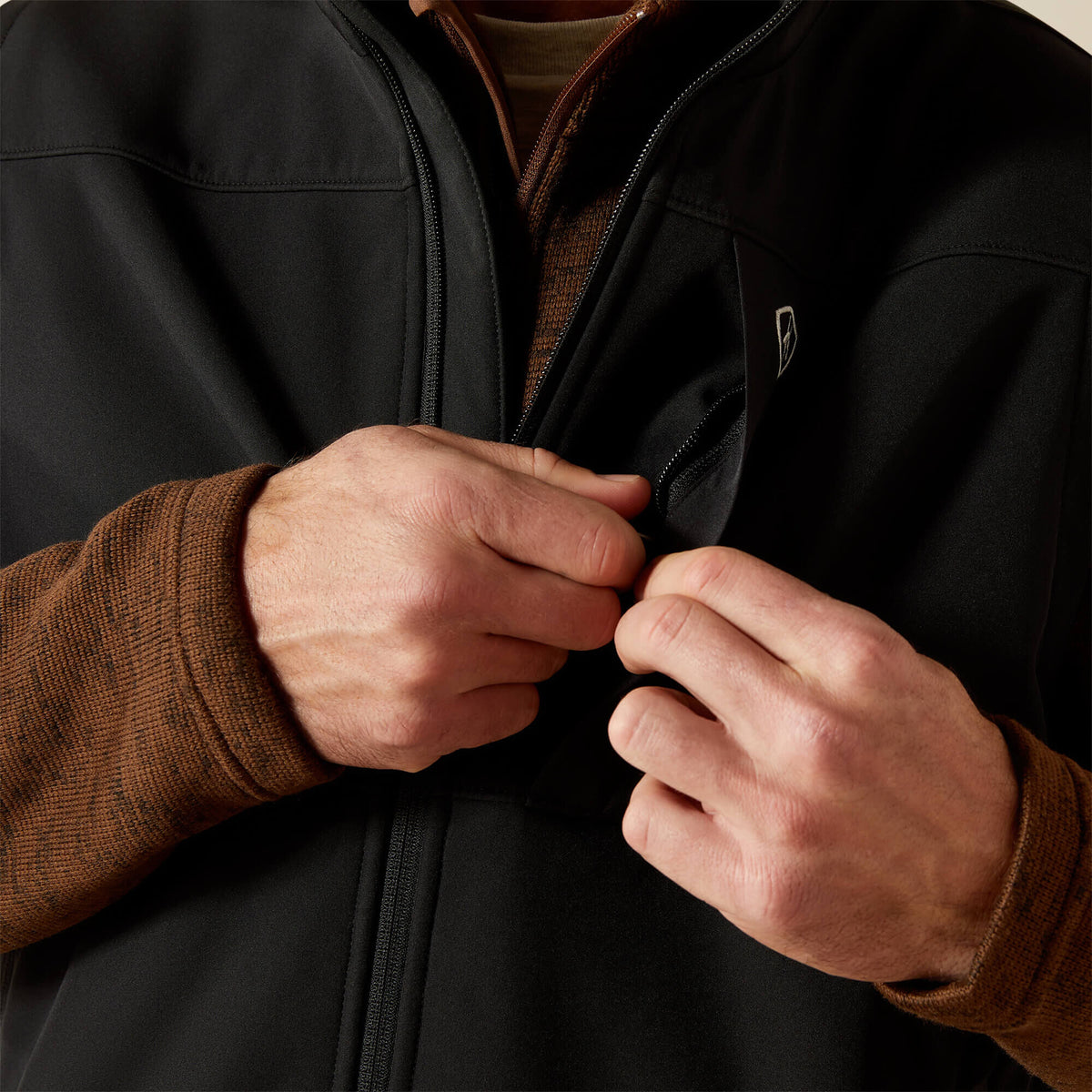 Ariat Essential | Vernon Softshell Vest