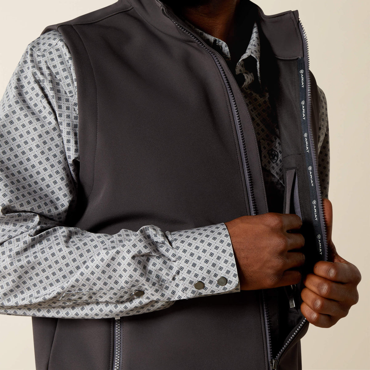 Ariat Hot Sale | Logo Softshell Vest
