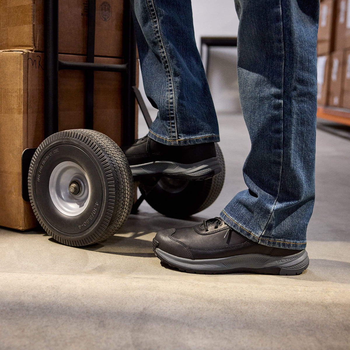 Ariat Top Pick | Outpace Shift Waterproof Composite Toe Work Shoe