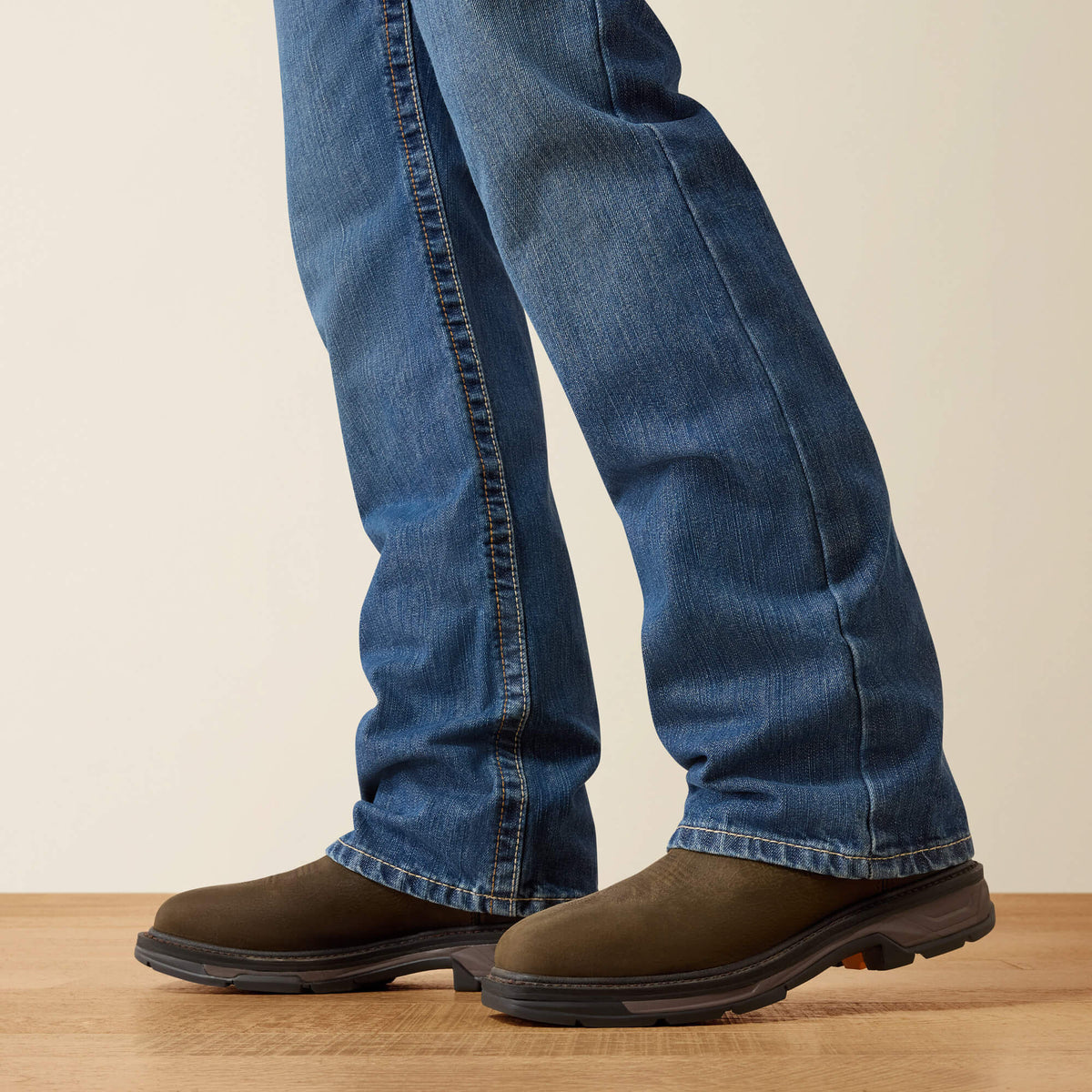 Ariat Popular | FR M4 Relaxed Basic Boot Cut Jean