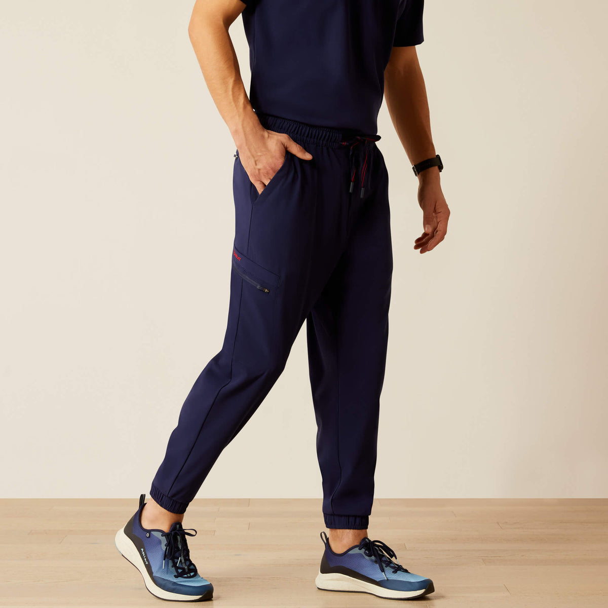 Ariat Essential | Drew Cargo Stretch Jogger Scrub Pant