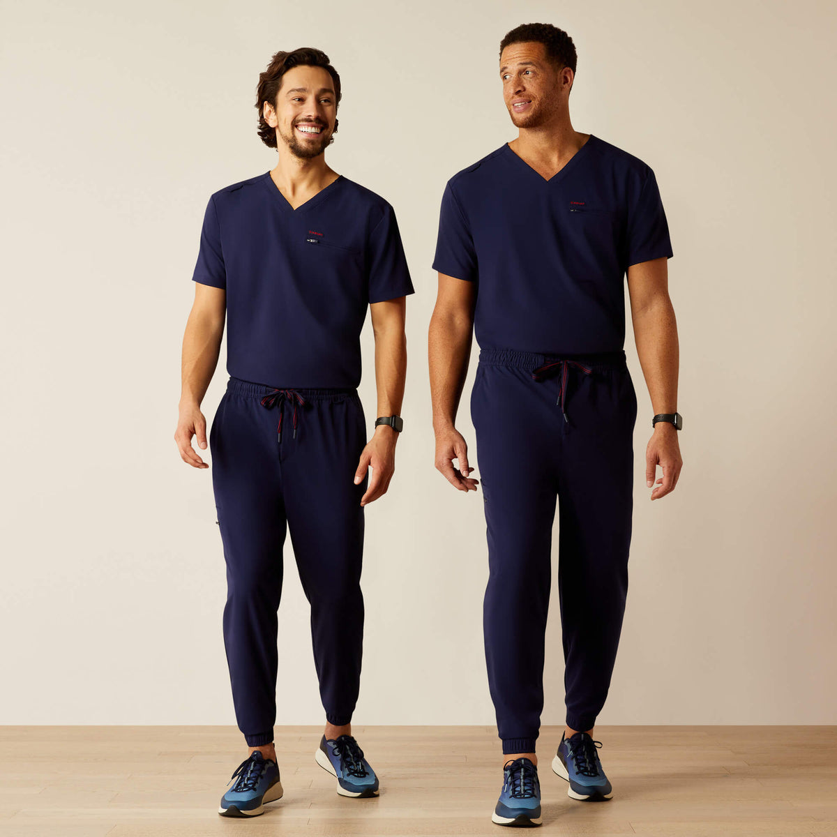 Ariat Essential | Drew Cargo Stretch Jogger Scrub Pant