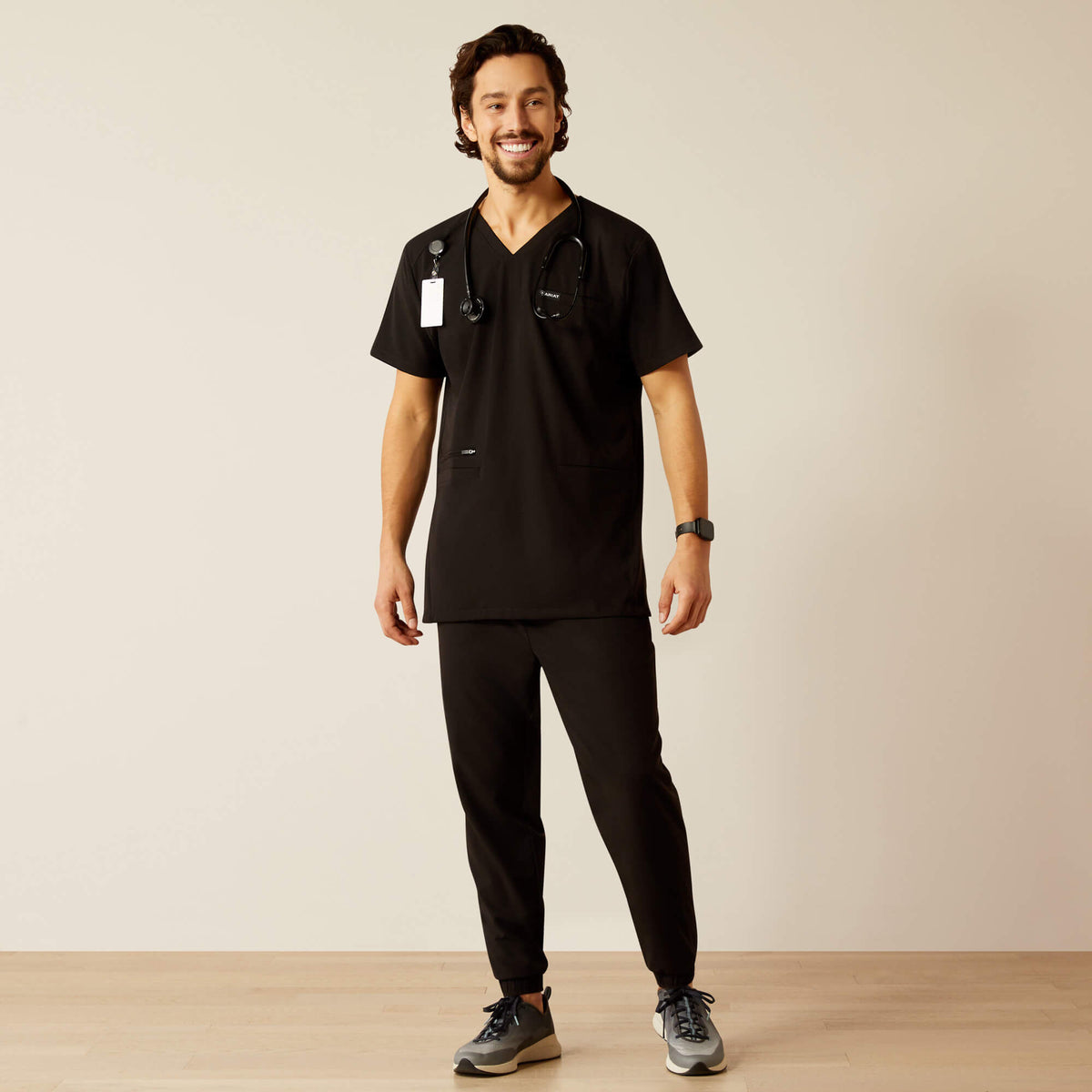 Ariat Premium | Derham 6 Pocket Scrub Top
