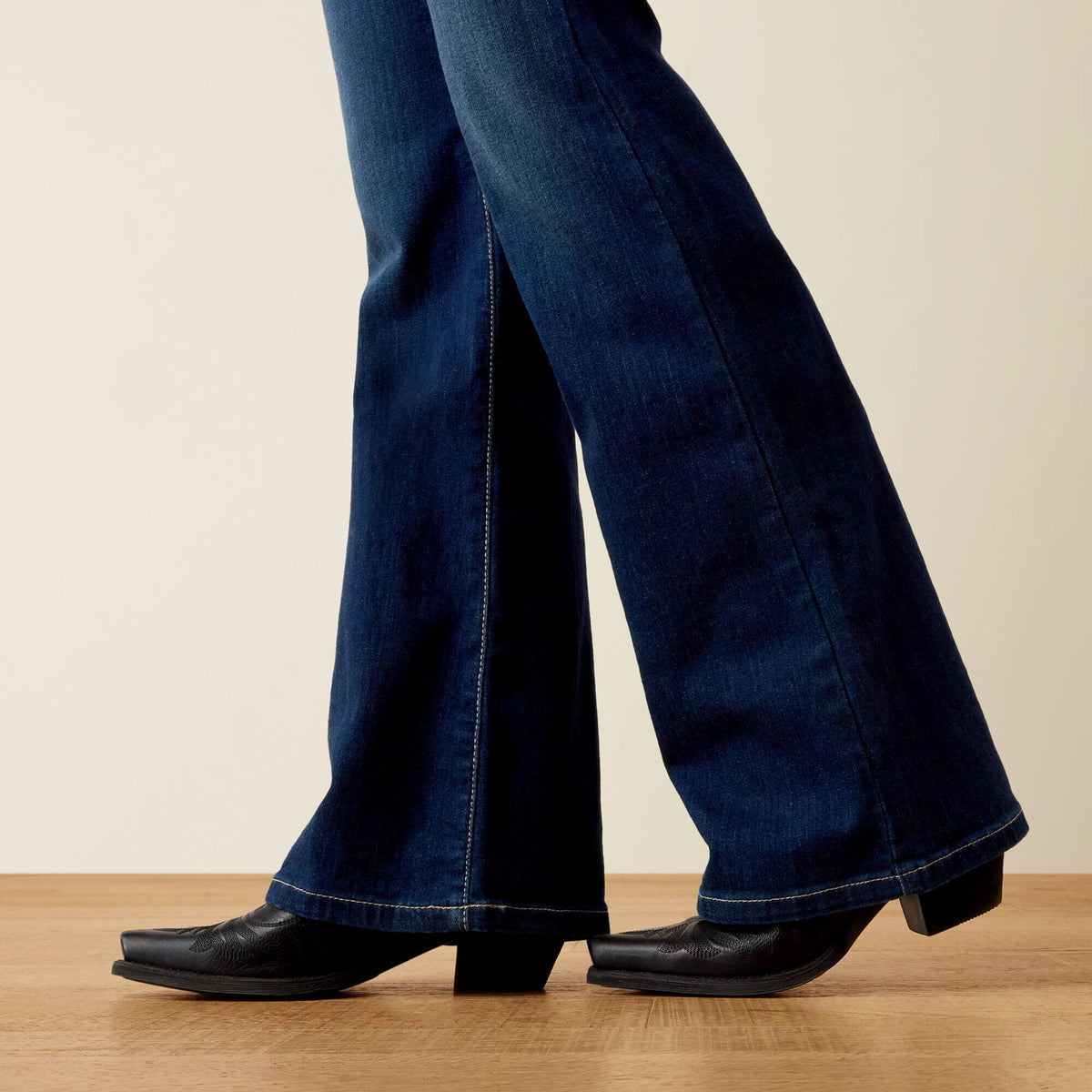 Ariat Sale | Round Up Collins D Toe Western Boot