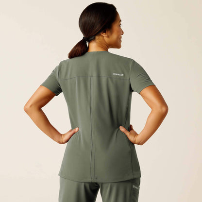 Ariat Smart Buy | Clara 6 Pocket Scrub Top