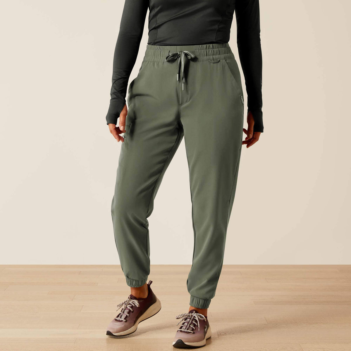 Ariat Signature | Blackwell Cargo Stretch Jogger Scrub Pant
