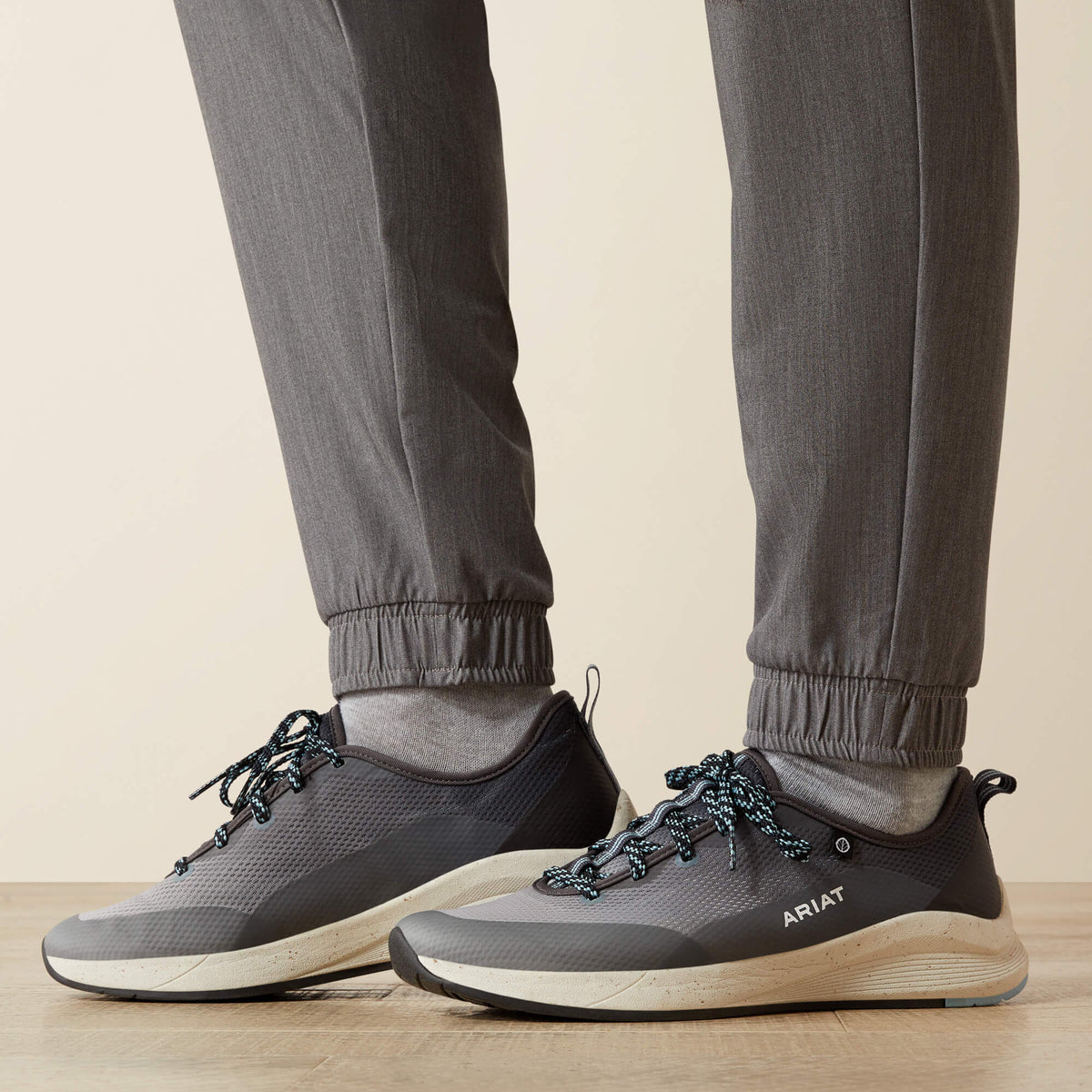 Ariat Signature | Blackwell Cargo Stretch Jogger Scrub Pant