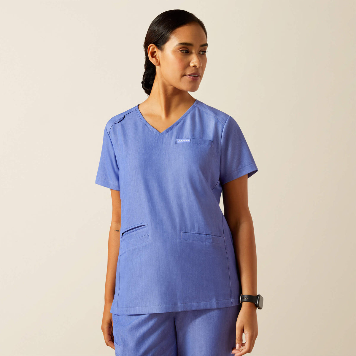 Ariat Popular | Clara 6 Pocket Scrub Top