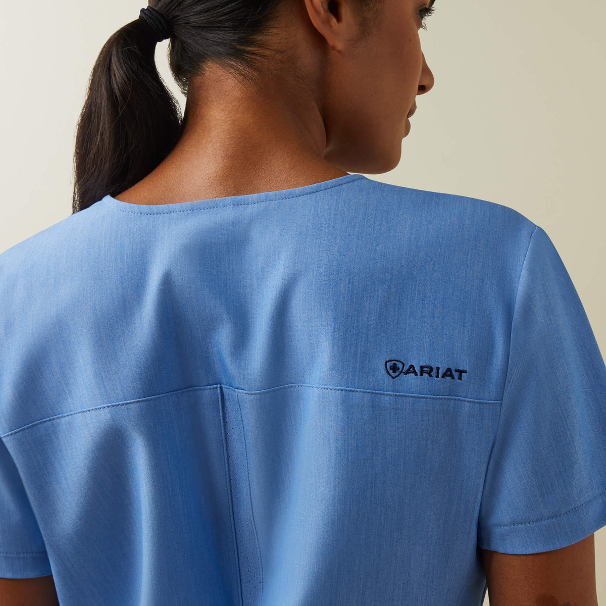 Ariat Customer Favorite | Clara 6 Pocket Scrub Top
