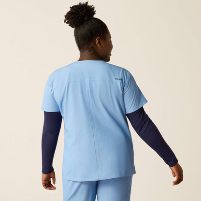 Ariat Customer Favorite | Clara 6 Pocket Scrub Top