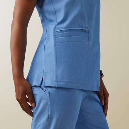 Ariat Customer Favorite | Clara 6 Pocket Scrub Top
