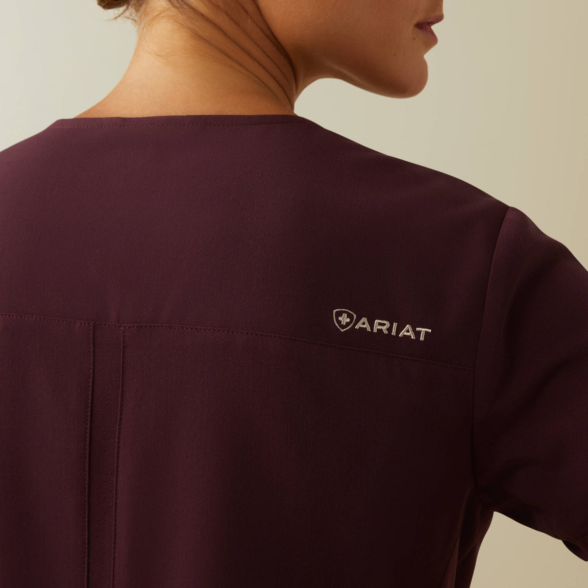 Ariat Best Seller | Clara 6 Pocket Scrub Top