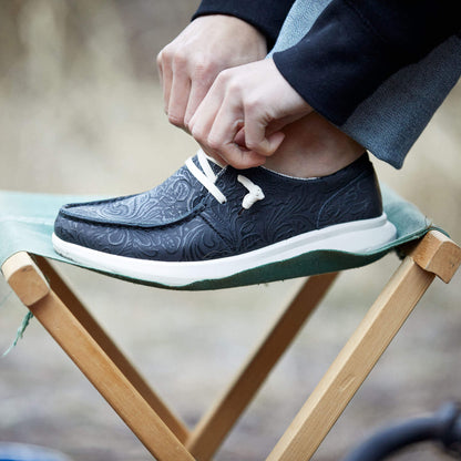 Ariat Featured | Hilo
