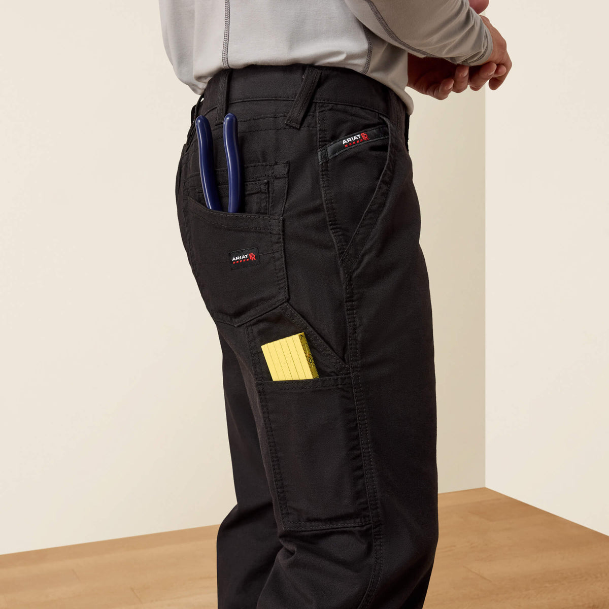 Ariat Top Pick | FR M4 Relaxed Workhorse Boot Cut Pant