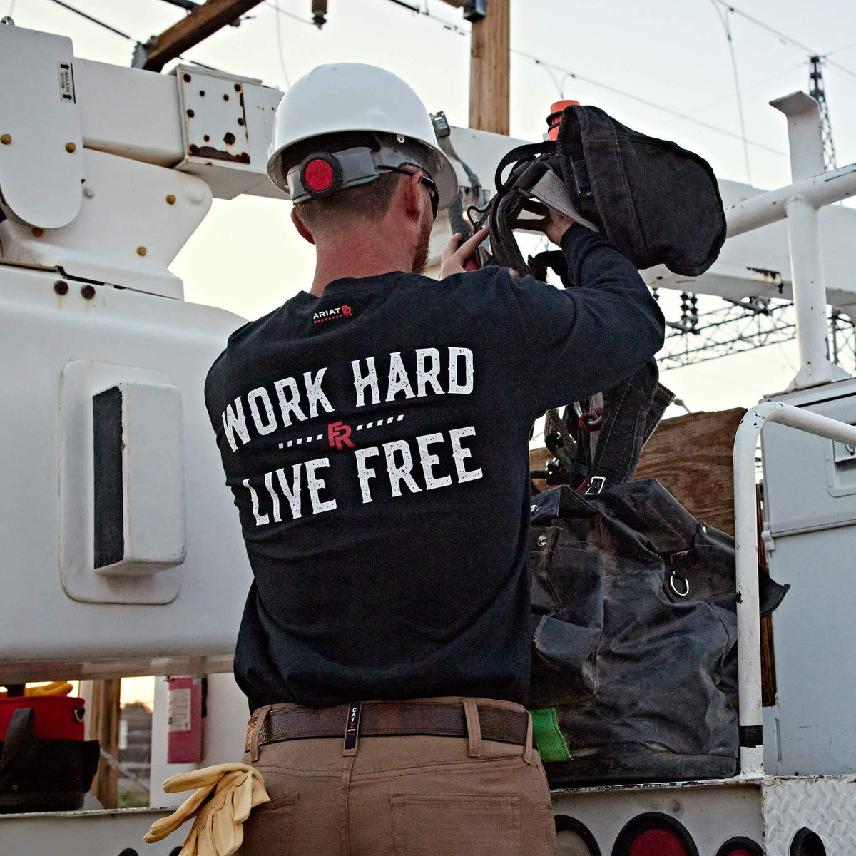 Ariat Great Value | FR Work Hard Live Free T-Shirt