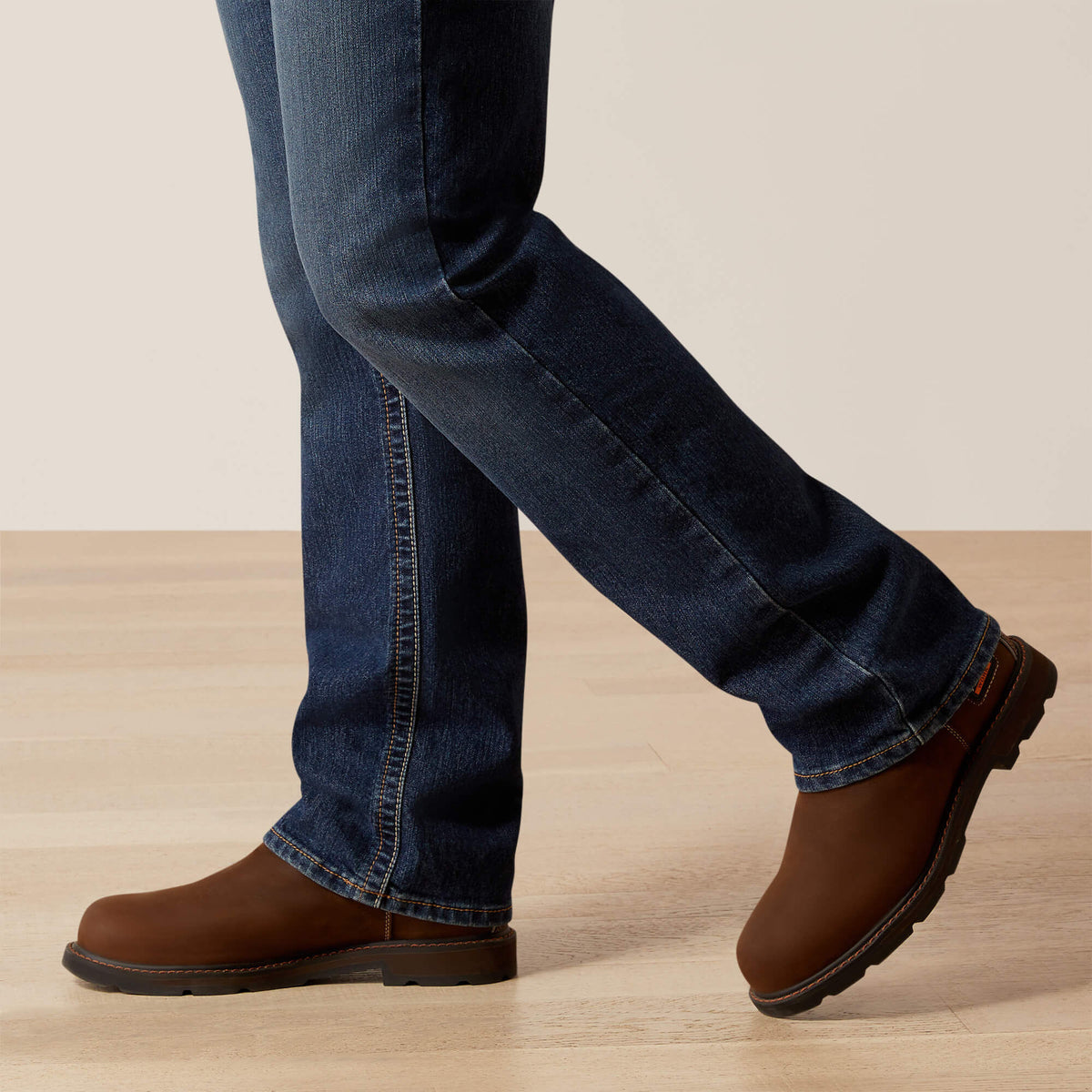 Ariat Essential | Rebar M5 Straight Rail DuraStretch Straight Leg Jeans