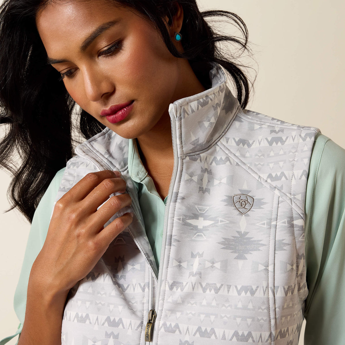Ariat Discount | Ariat Logo Softshell Vest