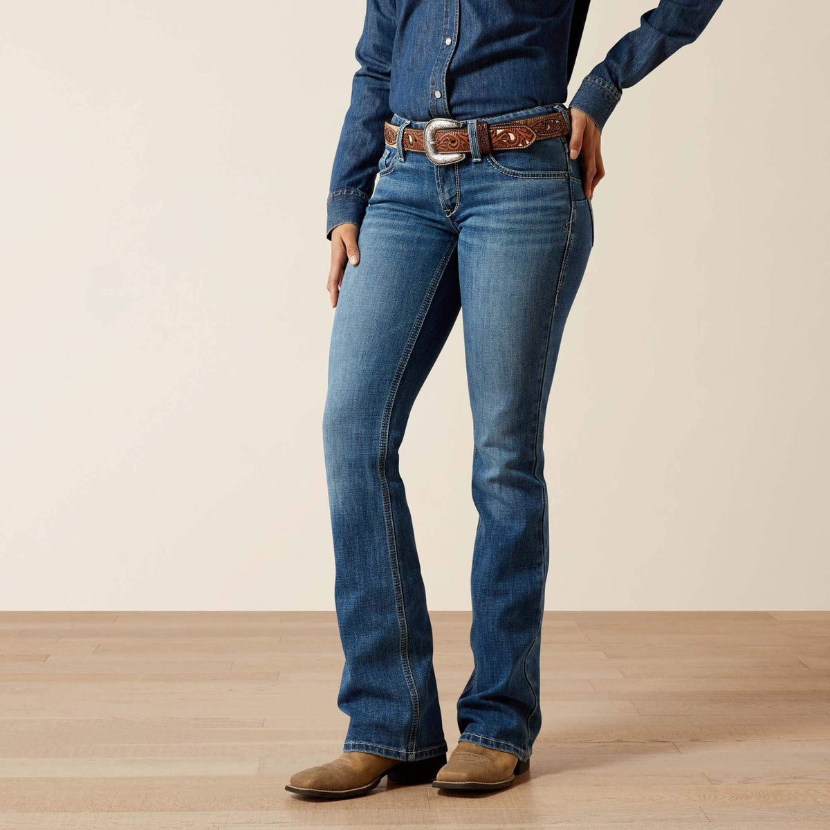Ariat Great Value | Mid Rise Aisha Boot Cut Jean