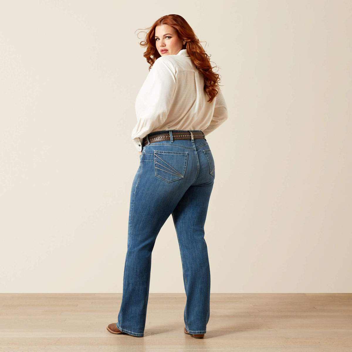 Ariat Great Value | Mid Rise Aisha Boot Cut Jean