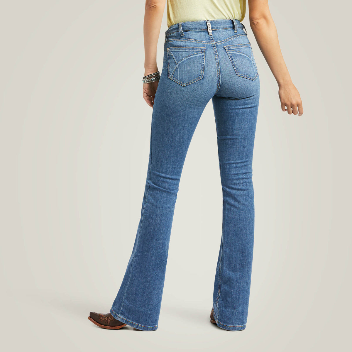 Ariat Essential | High Rise Daniela Boot Cut Jean