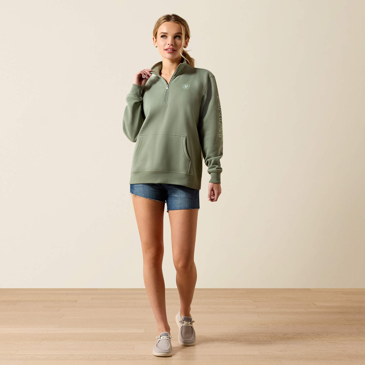 Ariat Discount | Foundation Logo 1/2 Zip Sweatshirt