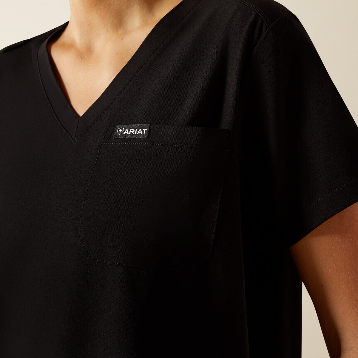 Ariat Top Pick | Beth Basic Scrub Top