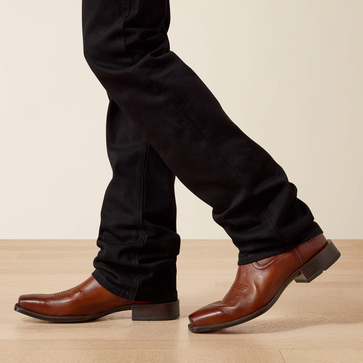 Ariat Great Value | M7 Slim Legacy Straight Jean