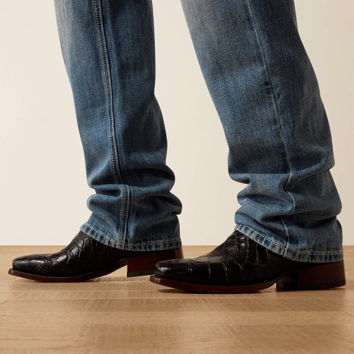 Ariat Popular | M2 Traditional Relaxed Chet Boot Cut Jeans