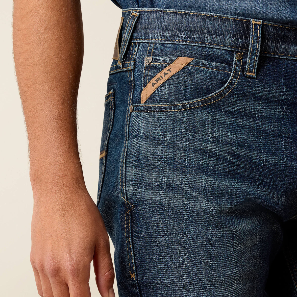 Ariat Trending | M7 Slim Ray Classic Rise Pro Series Straight Leg Jeans