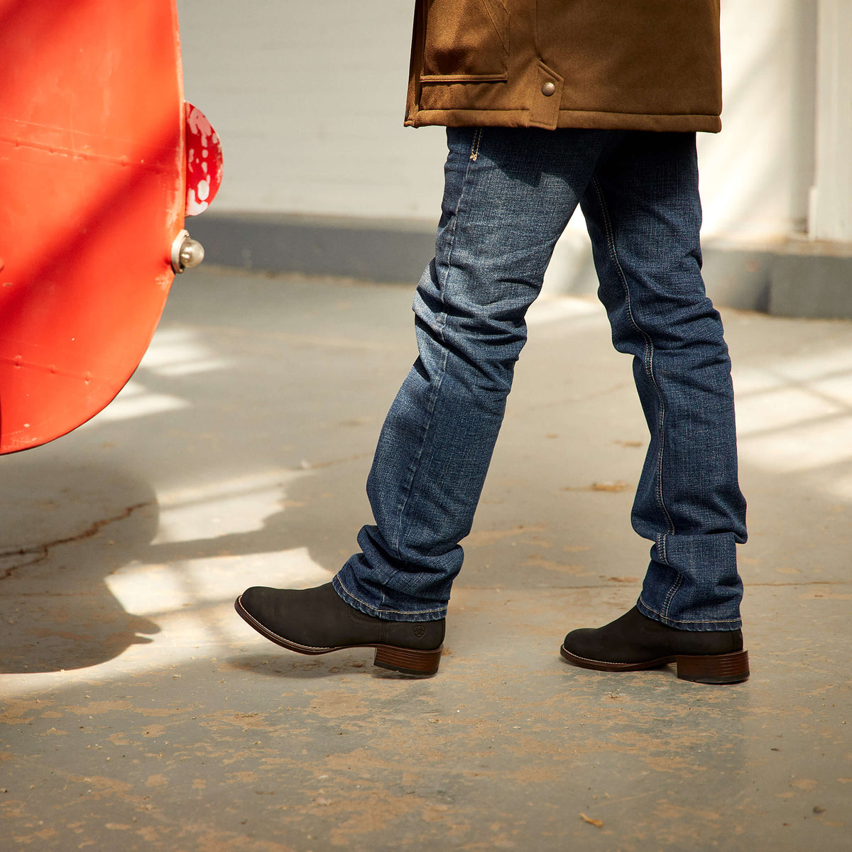 Ariat Quality | M8 Modern Ashton Straight Leg Jeans