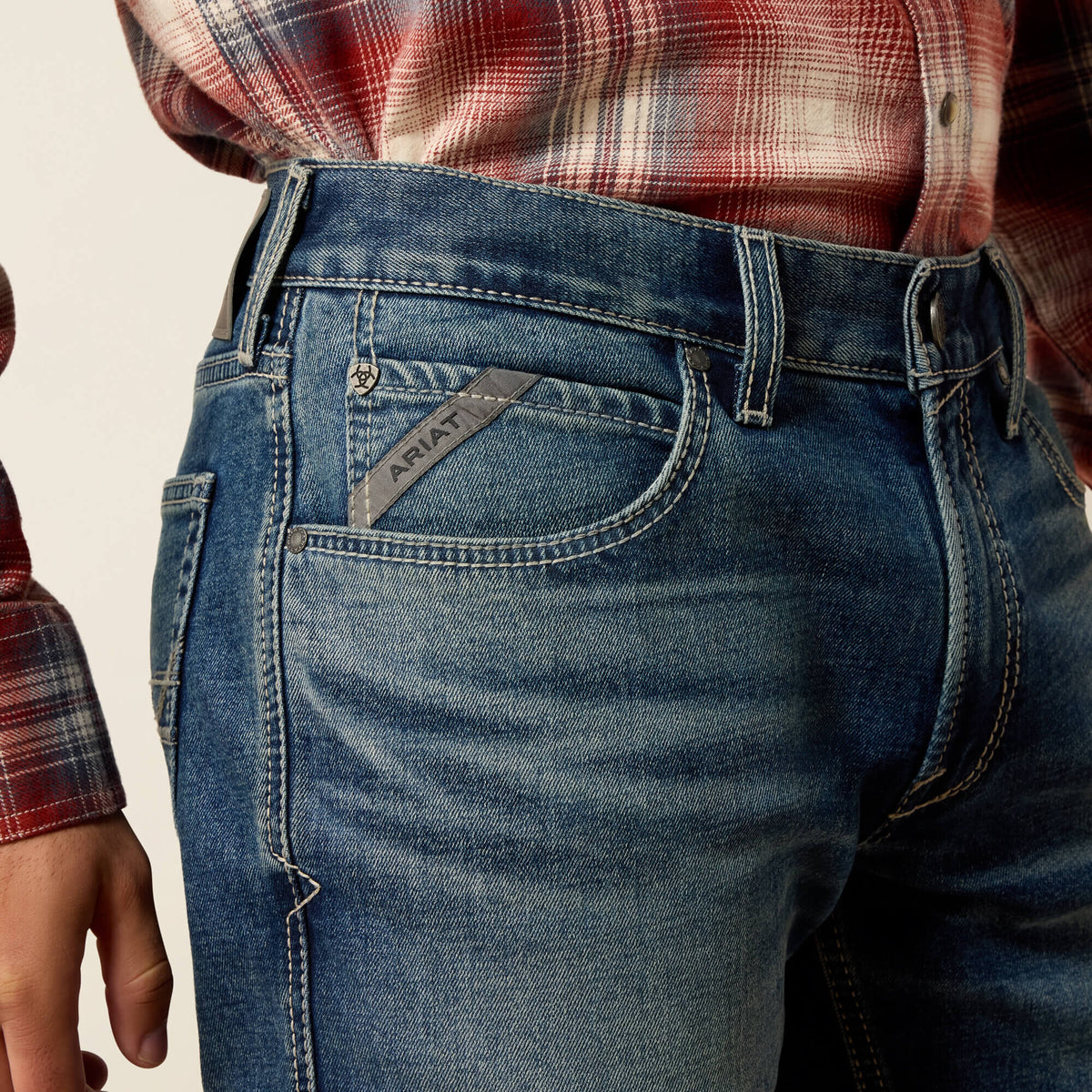 Ariat Essential | M4 Relaxed Acclimatize Dayne Boot Cut Jean