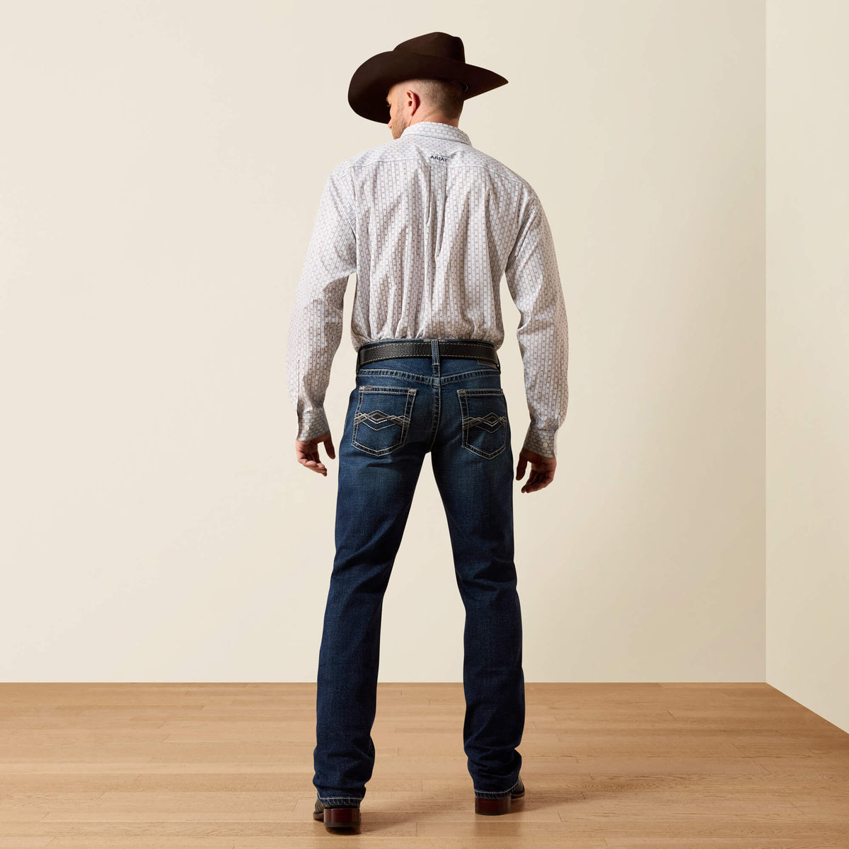 Ariat Discount | M4 Relaxed Landon Straight Leg Jeans