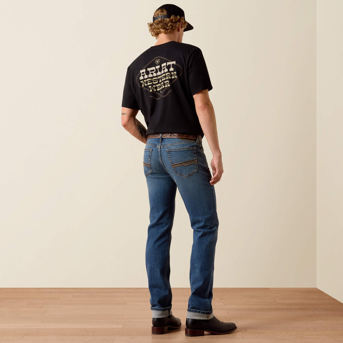 Ariat Popular | M8 Modern Crosby Straight Leg Jeans