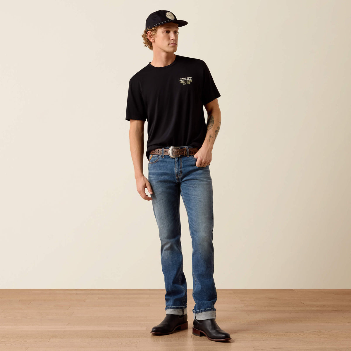 Ariat Popular | M8 Modern Crosby Straight Leg Jeans