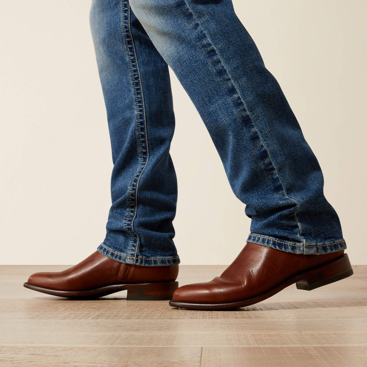 Ariat Signature | M8 Modern Dean Straight Leg Jean